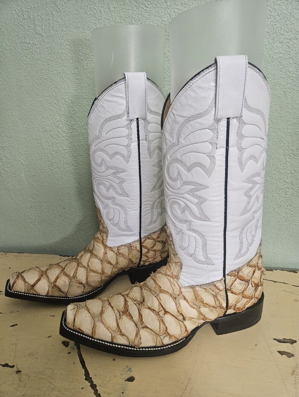 Men's Picuraru White And Tan Western Cowboy Boots
